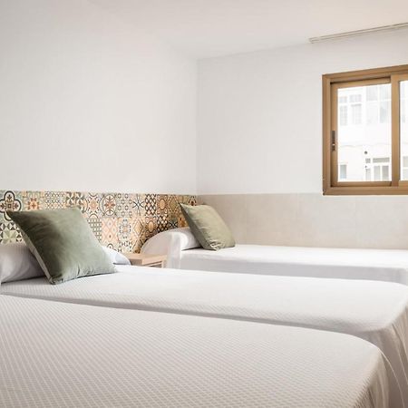 Hostal Baler Barcelona Buitenkant foto