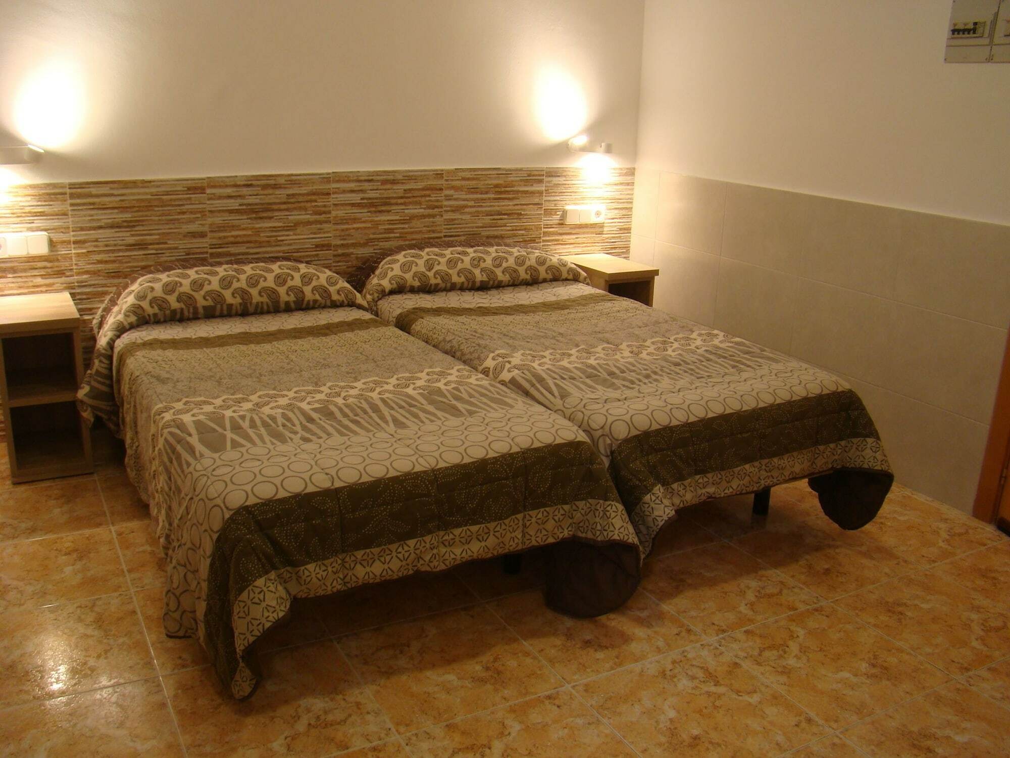 Hostal Baler Barcelona Buitenkant foto